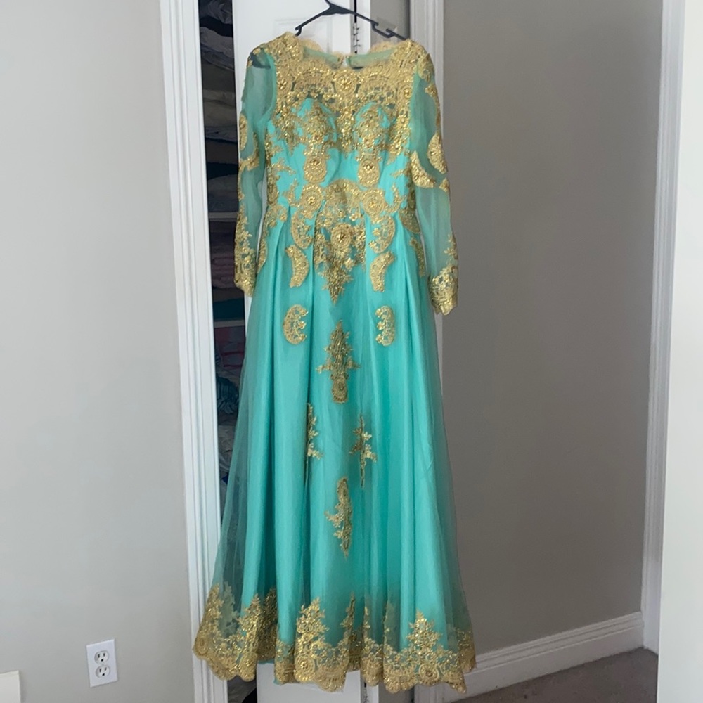 Hebeos Formal Gown (NEVER WORN)